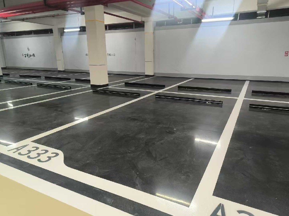 陽山碧桂園江山1號地下車庫水底油面工程